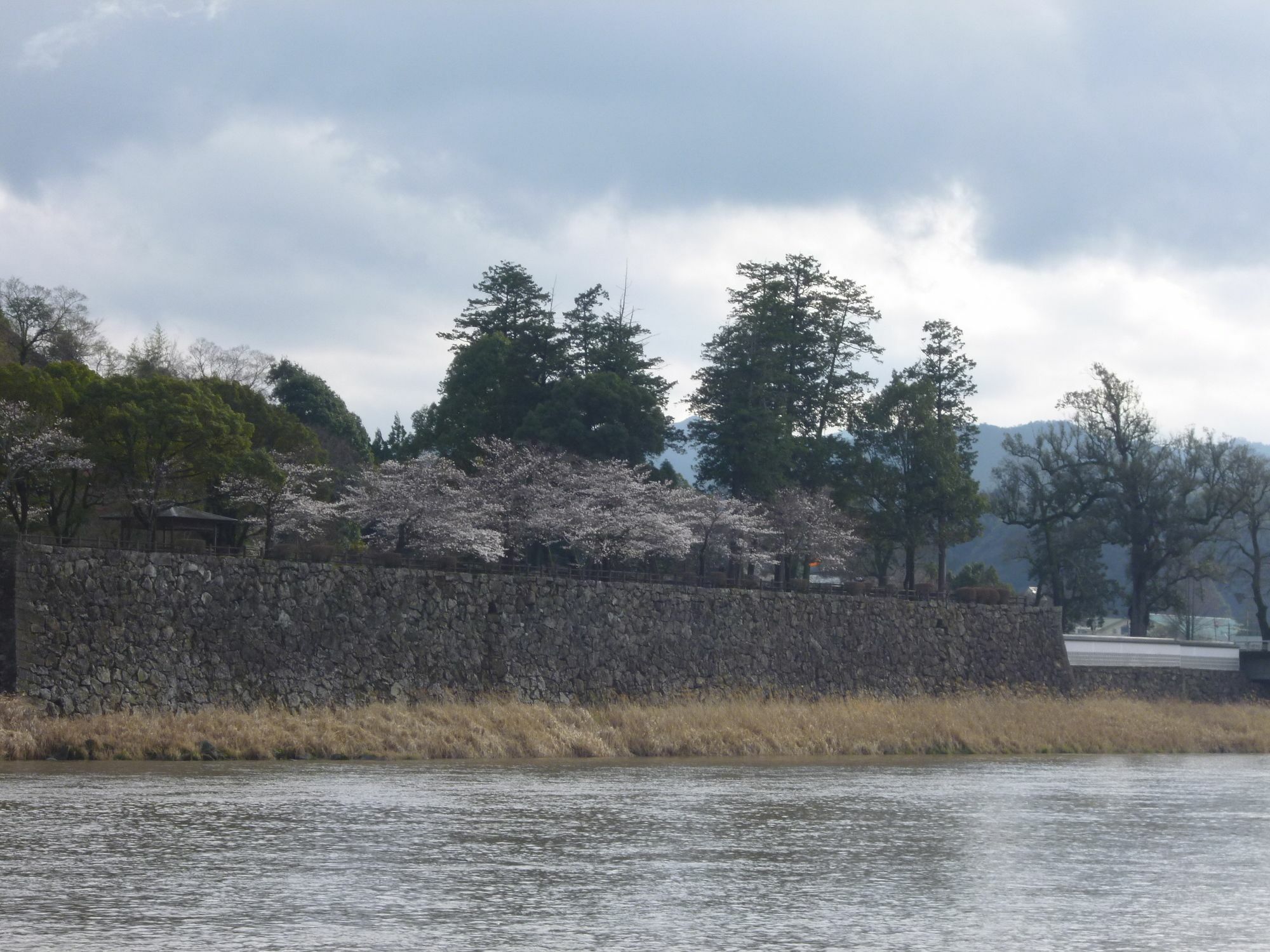 Hitoyoshi Onsen Nabeya Otel Dış mekan fotoğraf